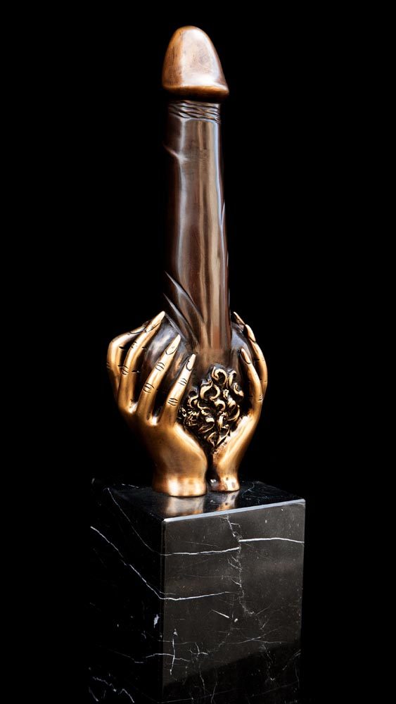 Statua