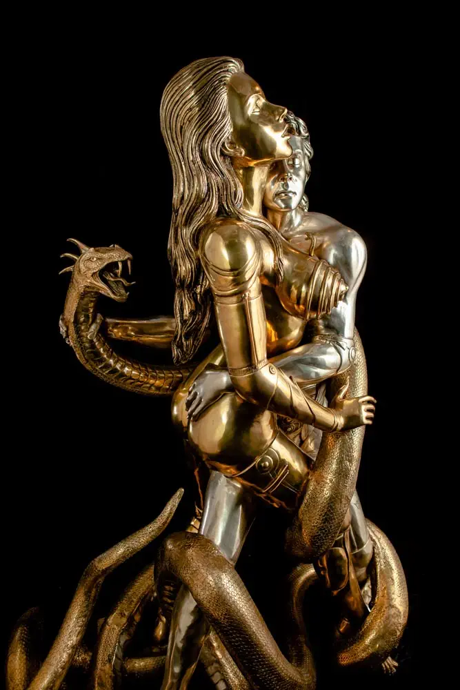 Escultura de bronce