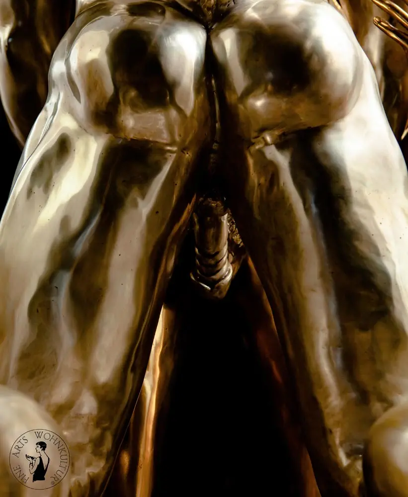 Statua