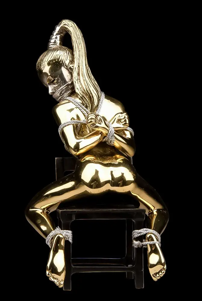 Escultura de bronce