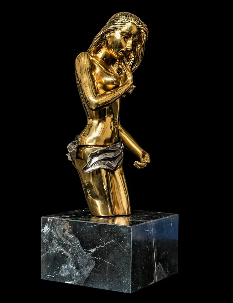 Escultura de bronce