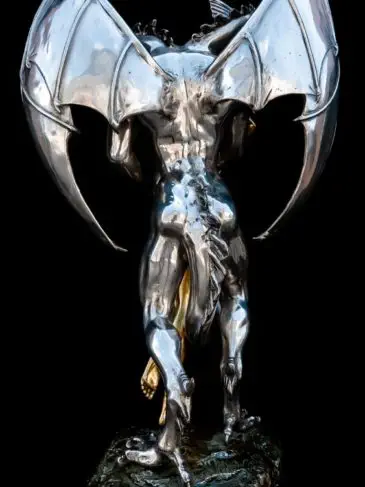  Bronze sculpture
