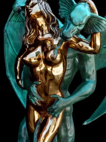  Bronze sculpture
