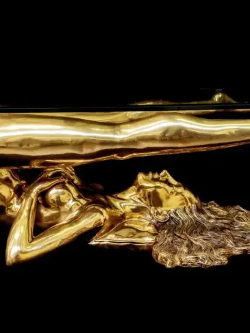  Bronzeskulptur