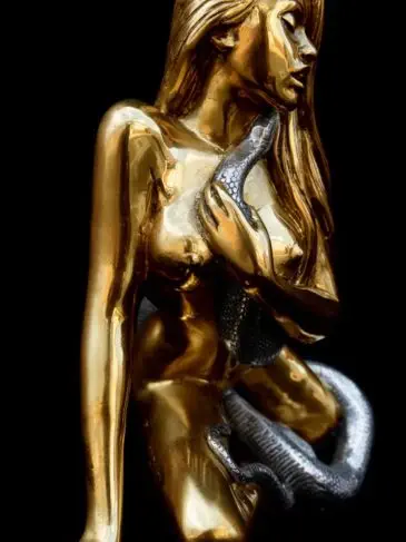  Bronze sculpture